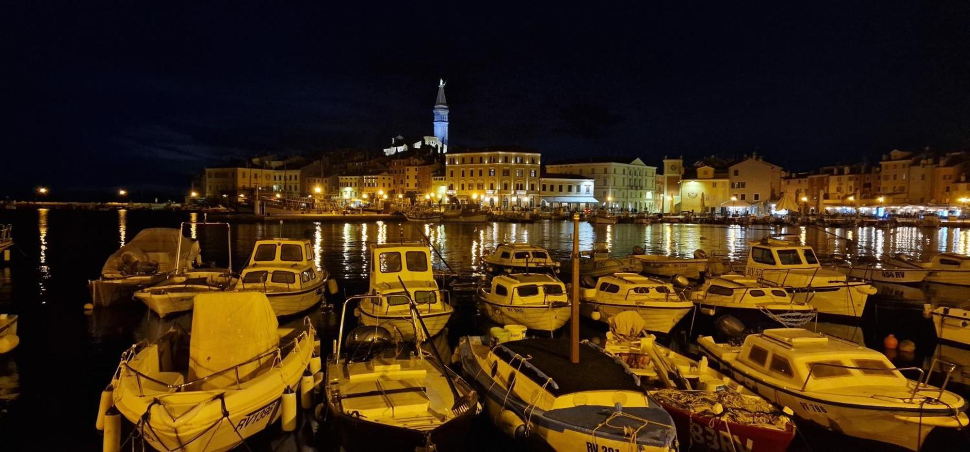 Apartments Fantazija Rovinj Exterior foto
